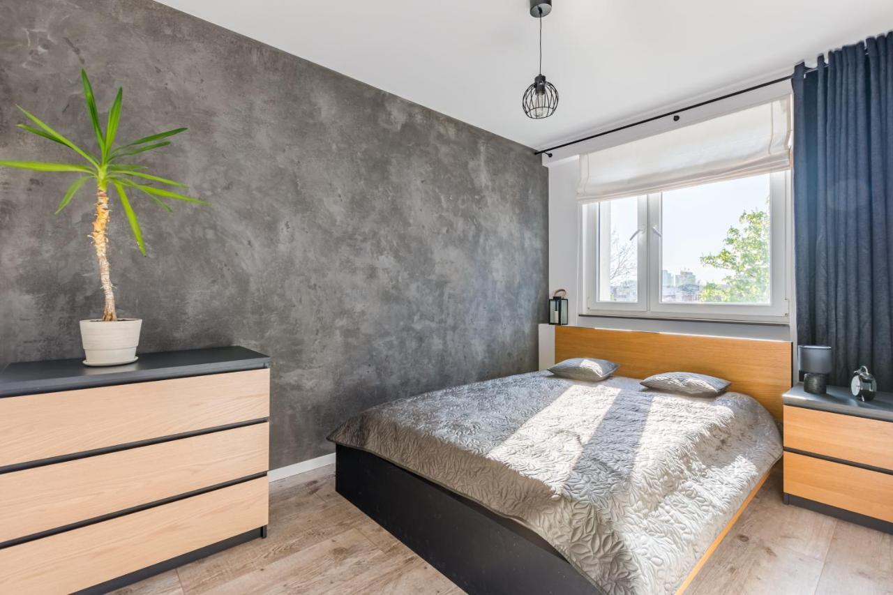 Ferienwohnung Mieszkanie Przy Kasztanie Blisko Plazy I Centrum Danzig Exterior foto